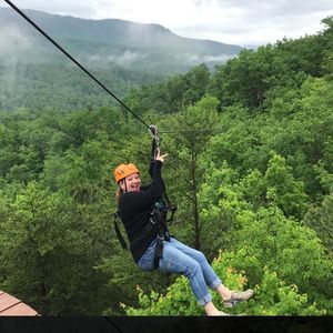 Meet your Posher, Letitia